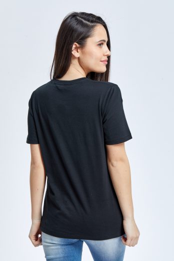 טופ 05 - שחור